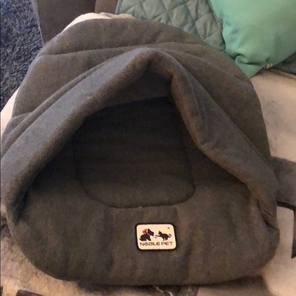 Noble Pet Snuggle Bed